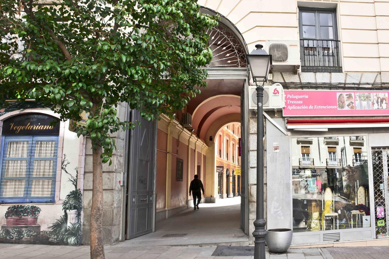 Hostal Guestped Мадрид Екстериор снимка